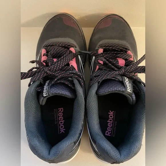 Reebok Runners - Picture 11 of 12